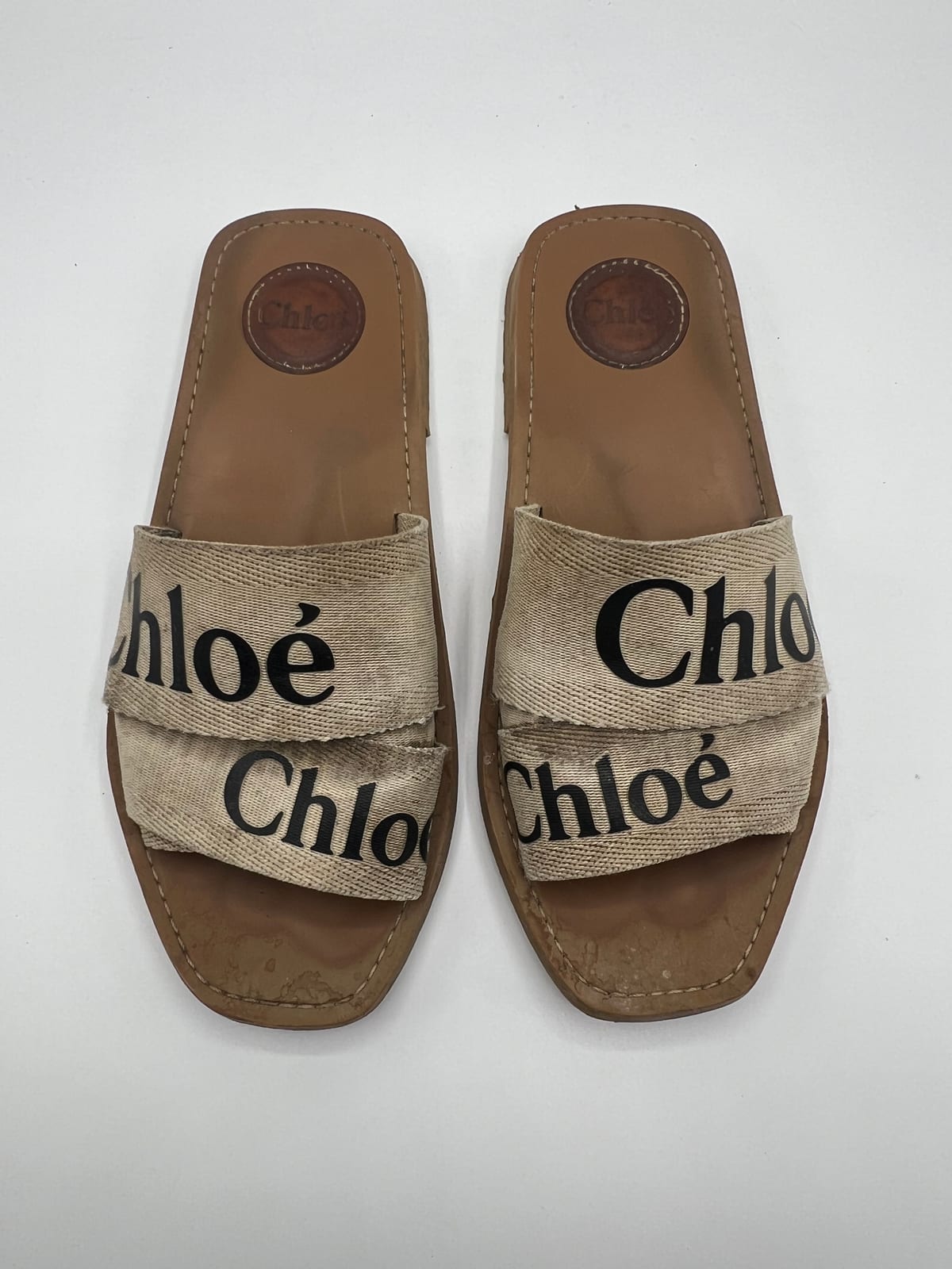 Sandales Chloé Woody avant les soins dans notre atelier