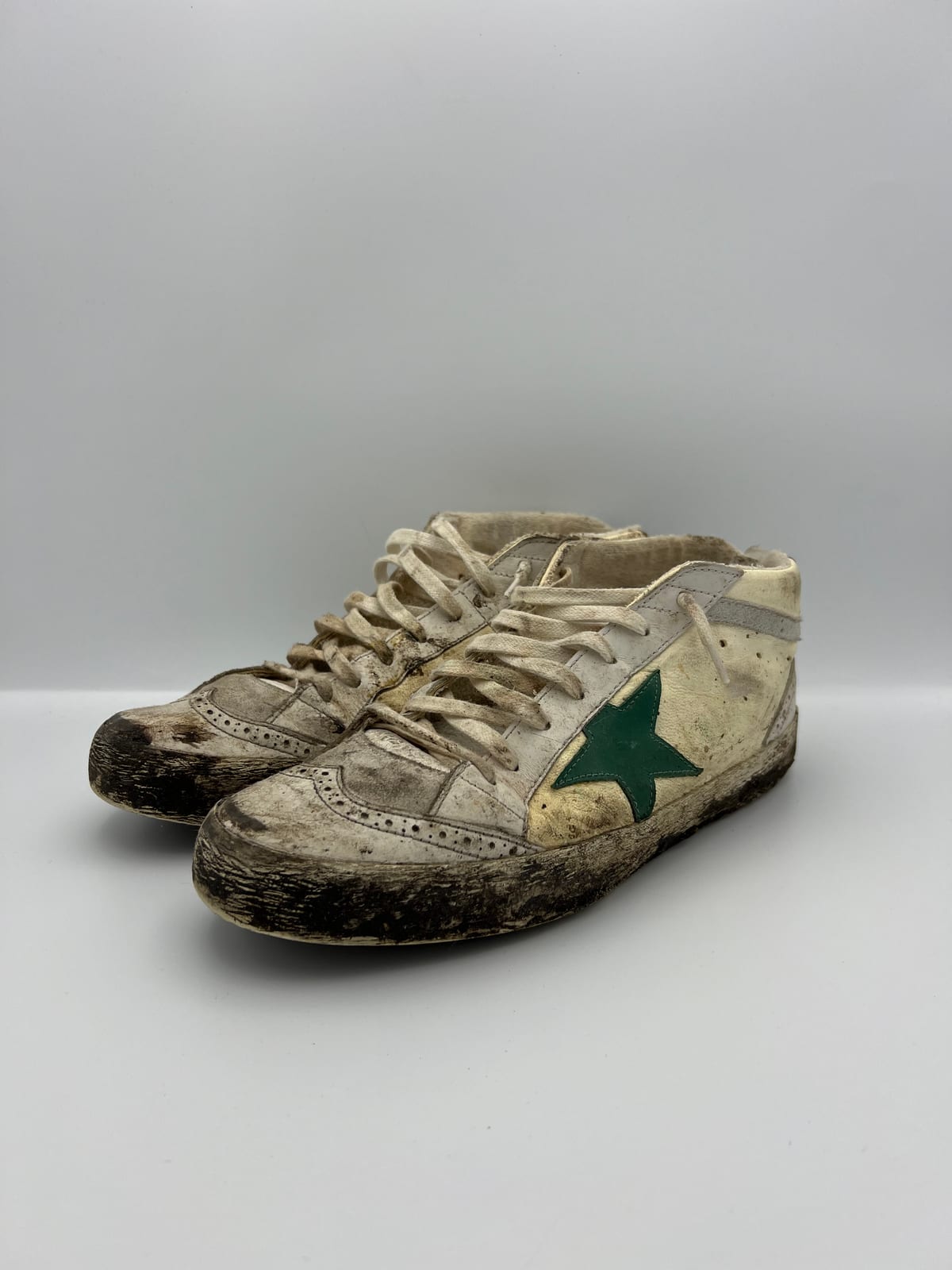 Golden Goose Mid Star avant nettoyage dans notre atelier