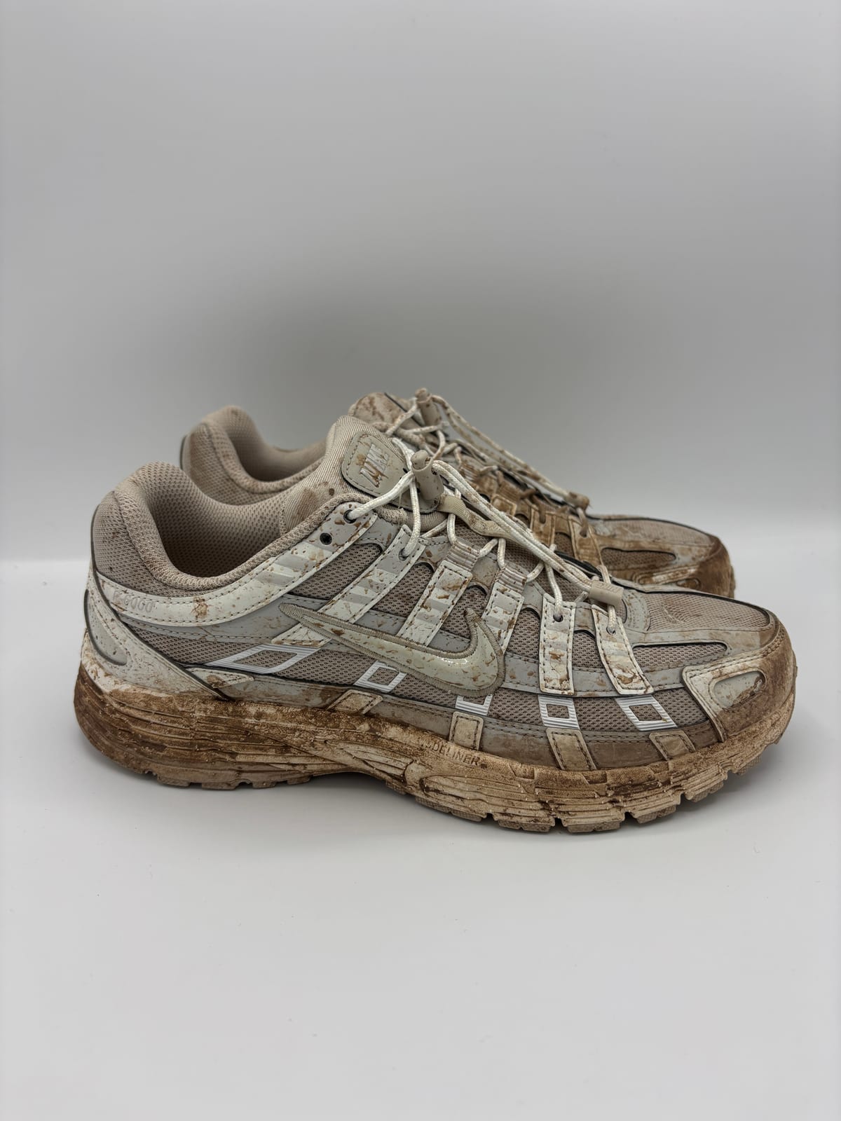 Nike P-6000 avant nettoyage dans notre atelier