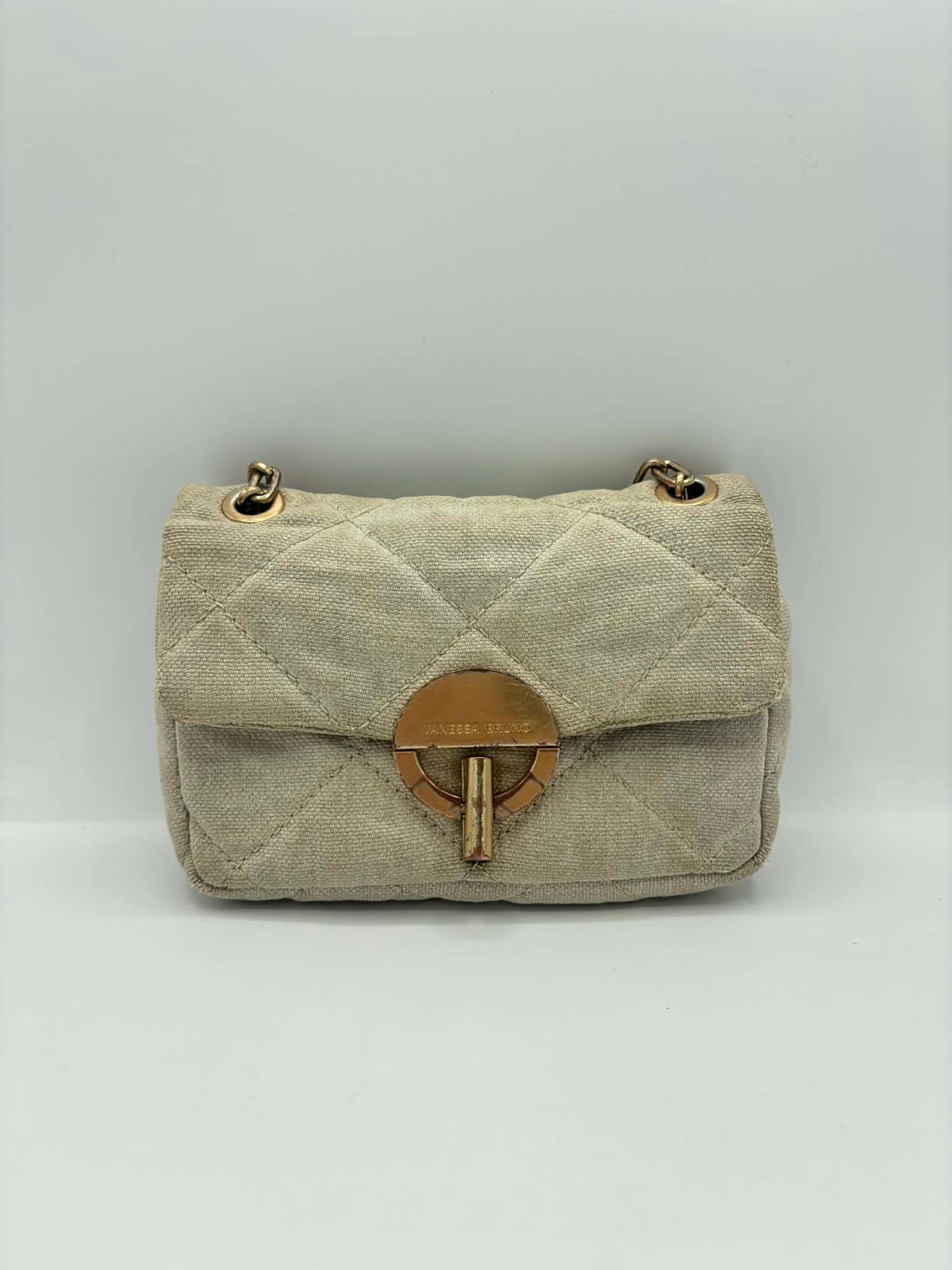 Sac Sandro à rabat beige après les soins réalisés dans notre atelier